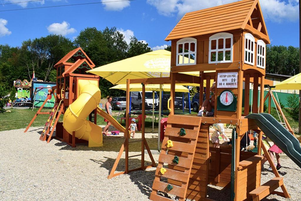 Dom Na Strome V Panorama Parku Appartement Nezbudska Lucka Buitenkant foto