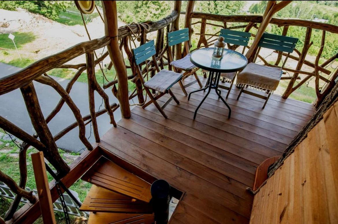 Dom Na Strome V Panorama Parku Appartement Nezbudska Lucka Buitenkant foto